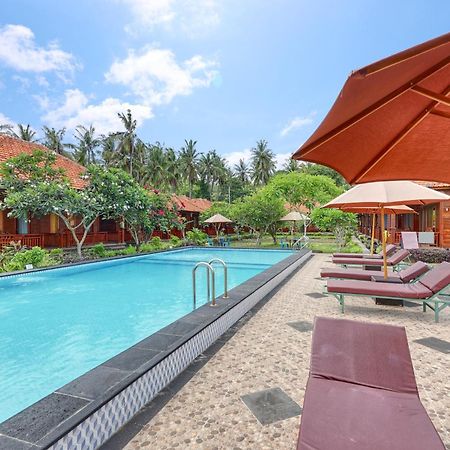 Putri Nusa Beach Ped Ngoại thất bức ảnh