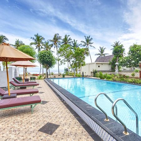 Putri Nusa Beach Ped Ngoại thất bức ảnh