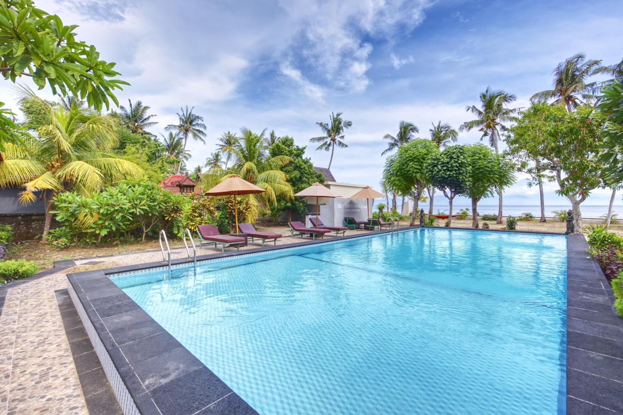 Putri Nusa Beach Ped Ngoại thất bức ảnh