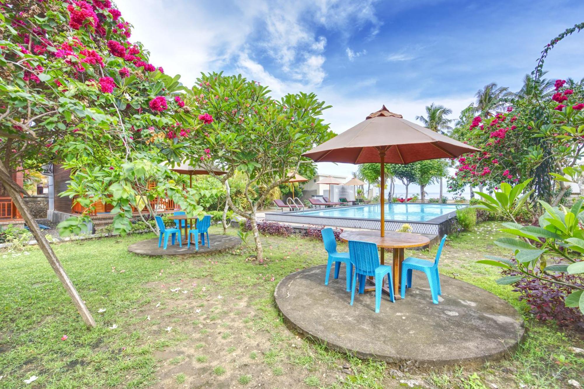 Putri Nusa Beach Ped Ngoại thất bức ảnh